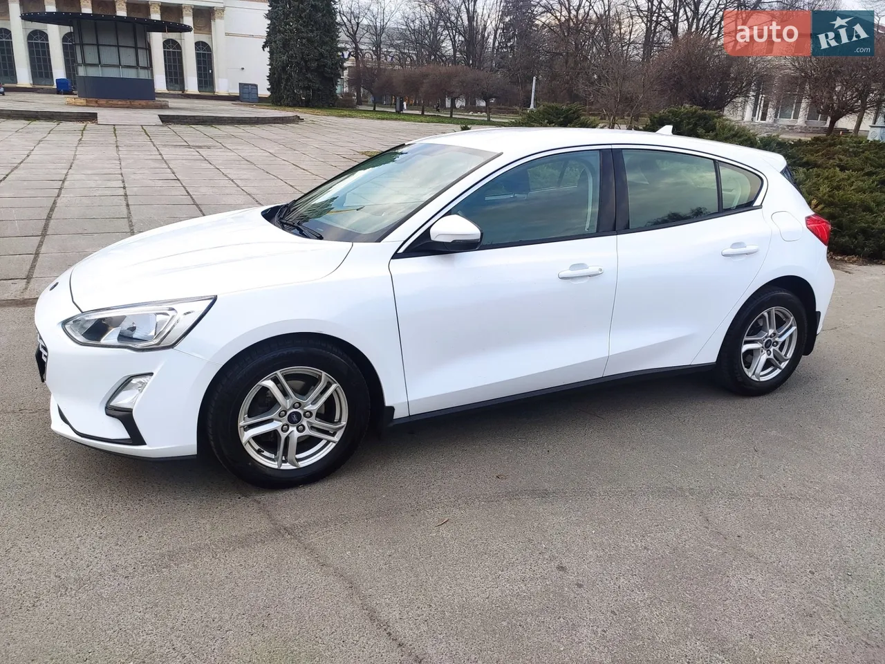 Ford Focus 2018 photo 2