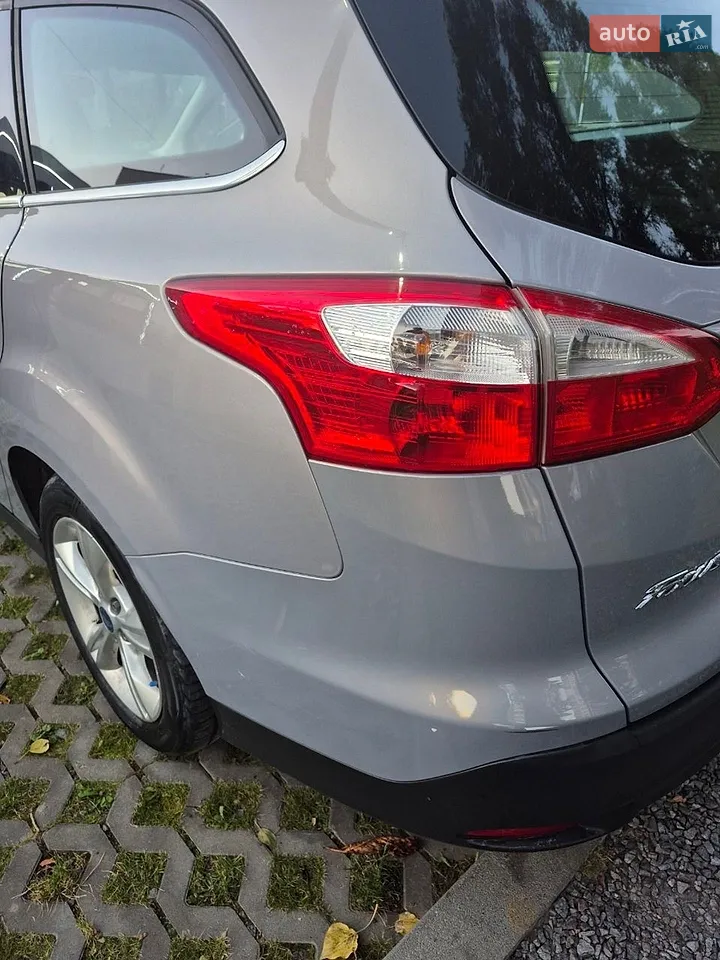 Ford Focus 2012 photo 4
