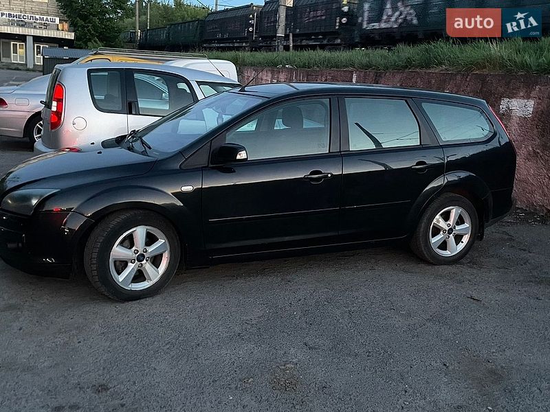 Универсал Ford Focus 2006 в Ровно Универсал Ford Focus 2006 в Ровно