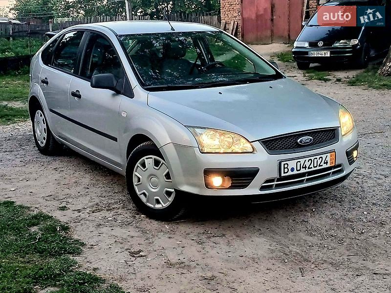 Хэтчбек Ford Focus 2005 в Тернополе Хэтчбек Ford Focus 2005 в Тернополе