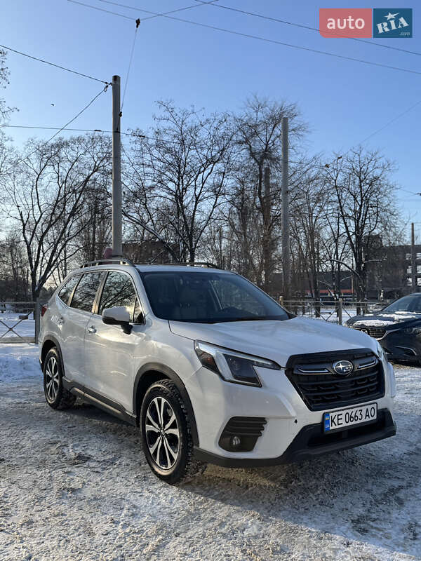 Внедорожник / Кроссовер Subaru Forester 2022 в Днепре