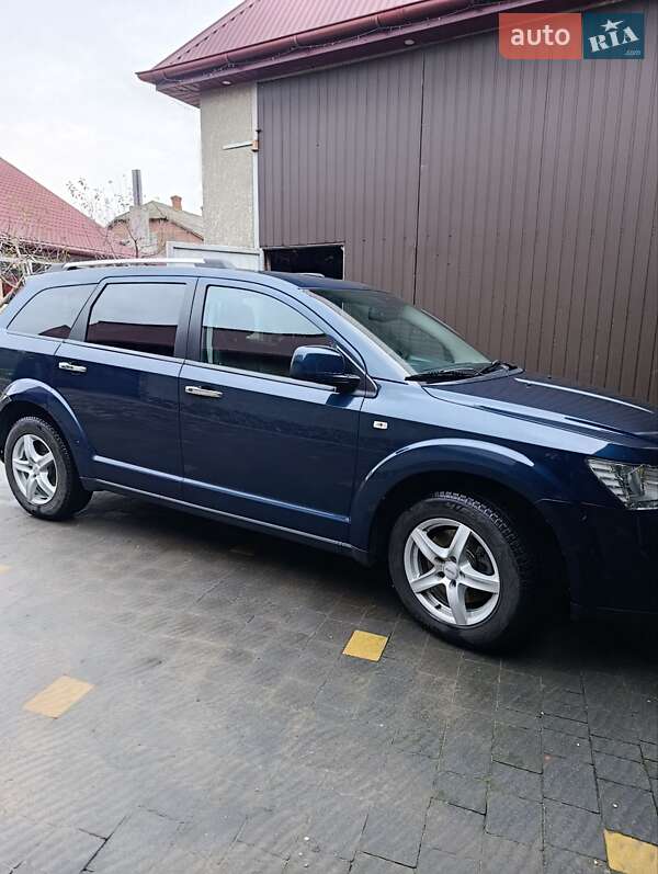 Внедорожник / Кроссовер Fiat Freemont 2012 в Иваничах