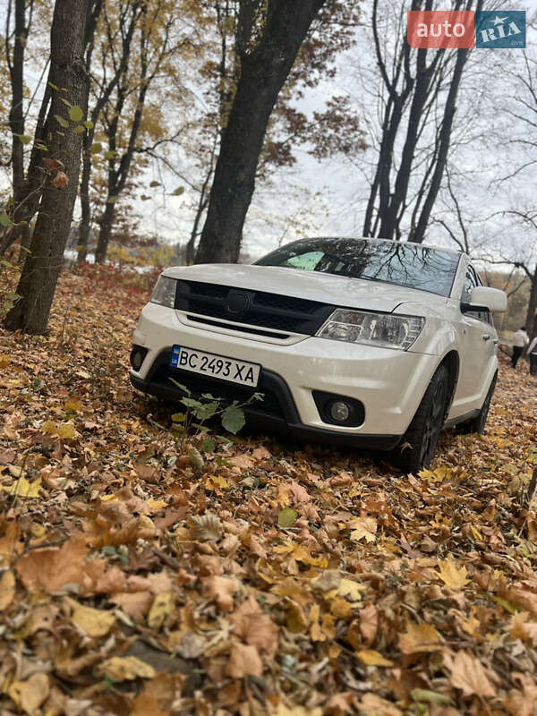 Внедорожник / Кроссовер Fiat Freemont 2013 в Пустомытах