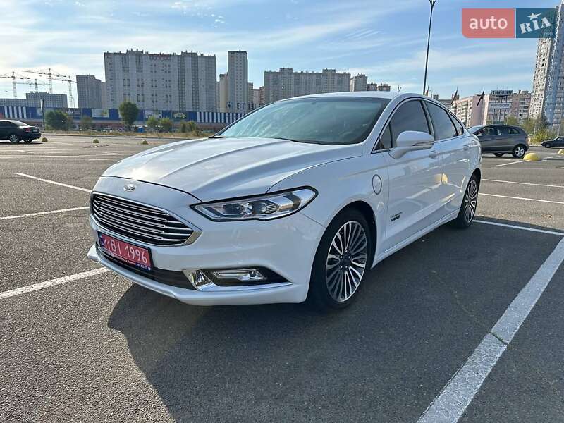 Седан Ford Fusion 2016 в Яготине