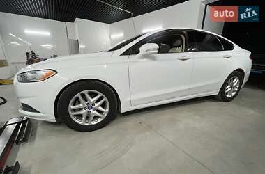 Седан Ford Fusion 2013 в Волочиську Седан Ford Fusion 2013 в Волочиську