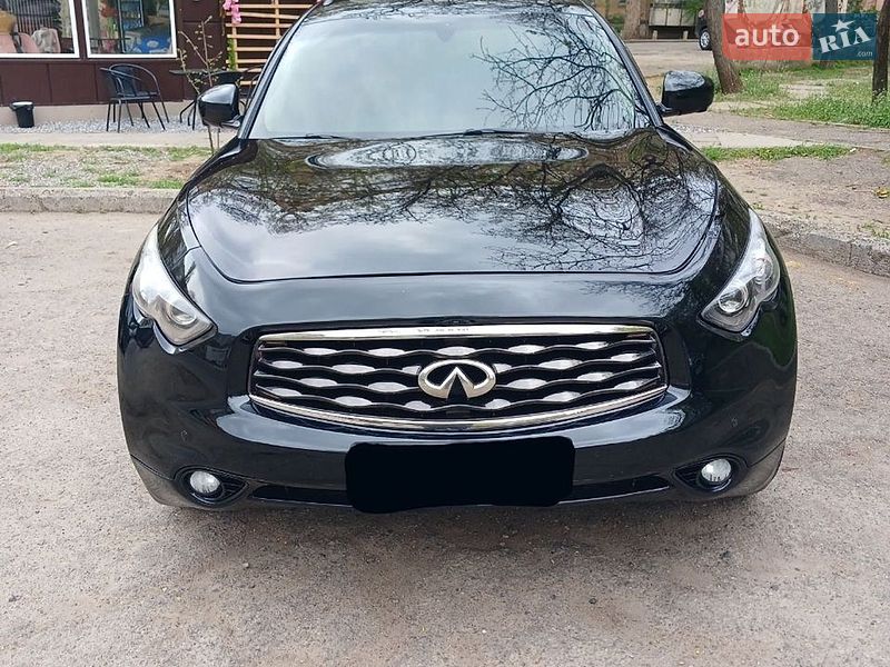 Внедорожник / Кроссовер Infiniti FX 37 2010 в Николаеве