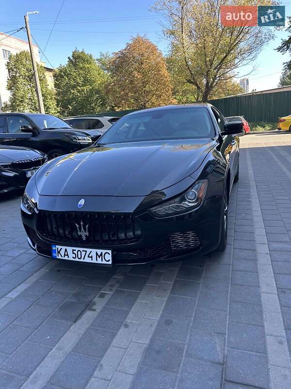 Седан Maserati Ghibli 2016 в Киеве Седан Maserati Ghibli 2016 в Киеве
