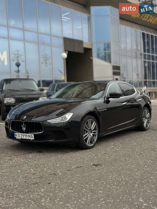 Седан Maserati Ghibli 2014 в Киеве