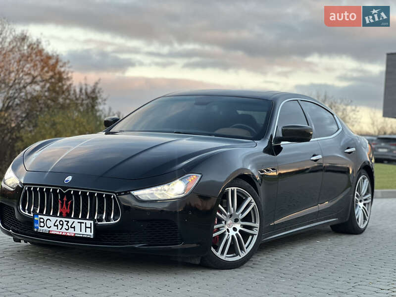 Седан Maserati Ghibli 2014 в Львове