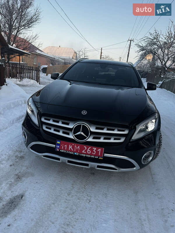 Внедорожник / Кроссовер Mercedes-Benz GLA-Class 2019 в Попельне