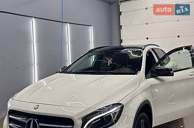 Позашляховик / Кросовер Mercedes-Benz GLA-Class 2016 в Ужгороді