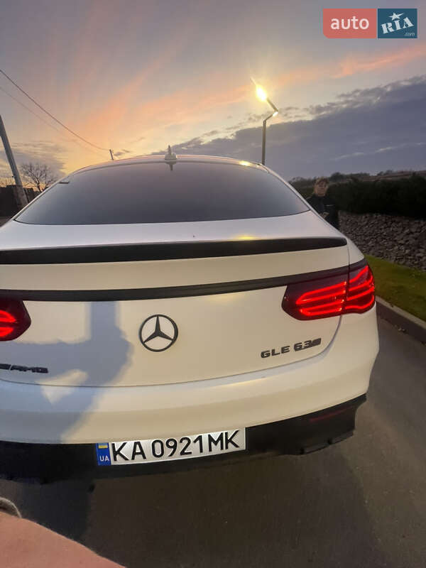 Позашляховик / Кросовер Mercedes-Benz GLE-Class Coupe 2019 в Києві