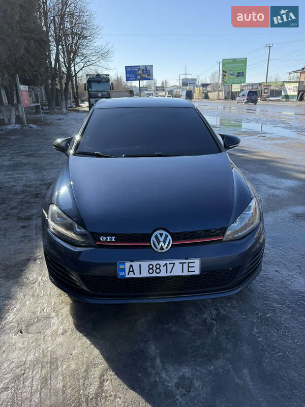 Хетчбек Volkswagen Golf GTI 2015 в Києві