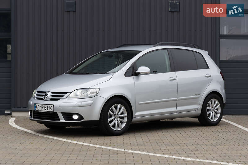 Хетчбек Volkswagen Golf Plus 2008 в Луцьку Хетчбек Volkswagen Golf Plus 2008 в Луцьку