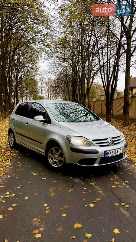 Хэтчбек Volkswagen Golf Plus 2005 в Хмельницком Хэтчбек Volkswagen Golf Plus 2005 в Хмельницком