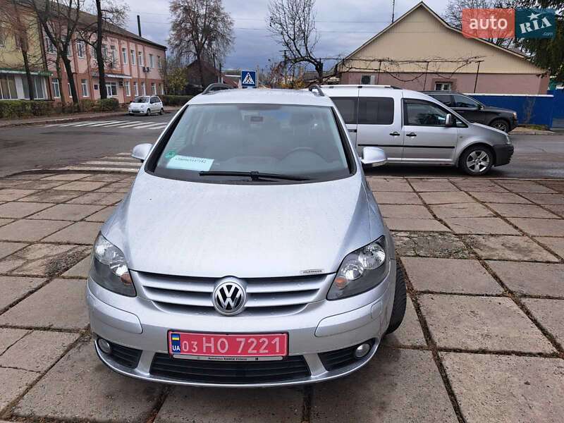 Хэтчбек Volkswagen Golf Plus 2009 в Гайвороне