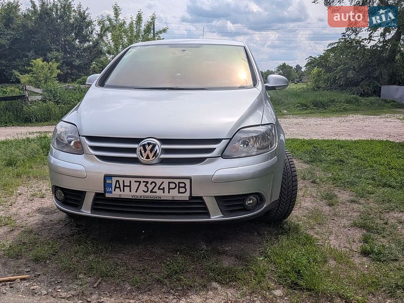 Хэтчбек Volkswagen Golf Plus 2007 в Мироновке
