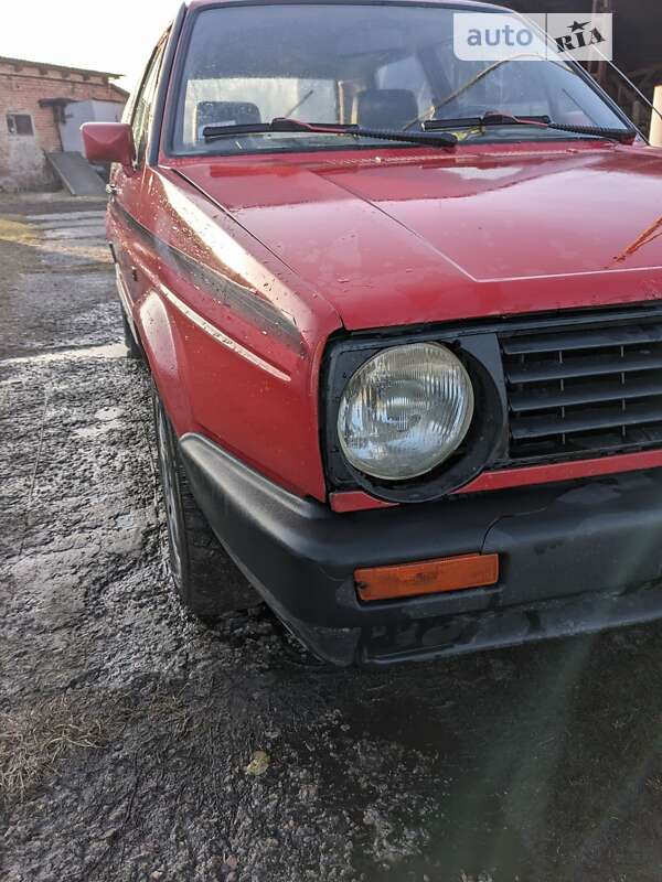 Хэтчбек Volkswagen Golf 1985 в Лебедине