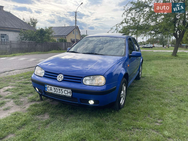 Хэтчбек Volkswagen Golf 1999 в Золотоноше Хэтчбек Volkswagen Golf 1999 в Золотоноше