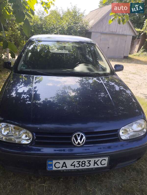 Хетчбек Volkswagen Golf 2002 в Корсунь-Шевченківському Хетчбек Volkswagen Golf 2002 в Корсунь-Шевченківському
