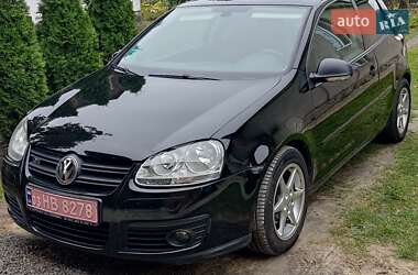 Хэтчбек Volkswagen Golf 2006 в Колках