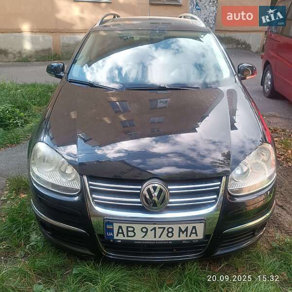 Универсал Volkswagen Golf 2009 в Виннице