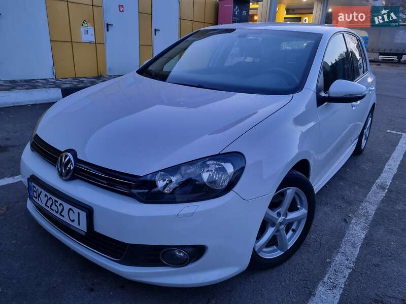 Хетчбек Volkswagen Golf 2012 в Рівному Хетчбек Volkswagen Golf 2012 в Рівному
