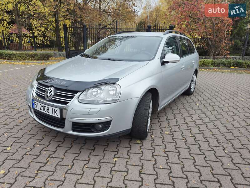 Универсал Volkswagen Golf 2009 в Миргороде