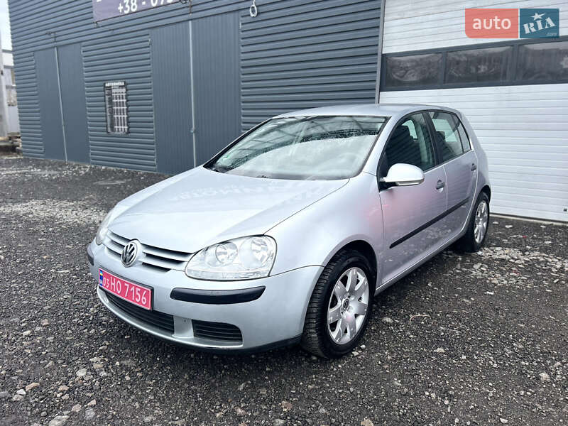 Хетчбек Volkswagen Golf 2003 в Києві Хетчбек Volkswagen Golf 2003 в Києві