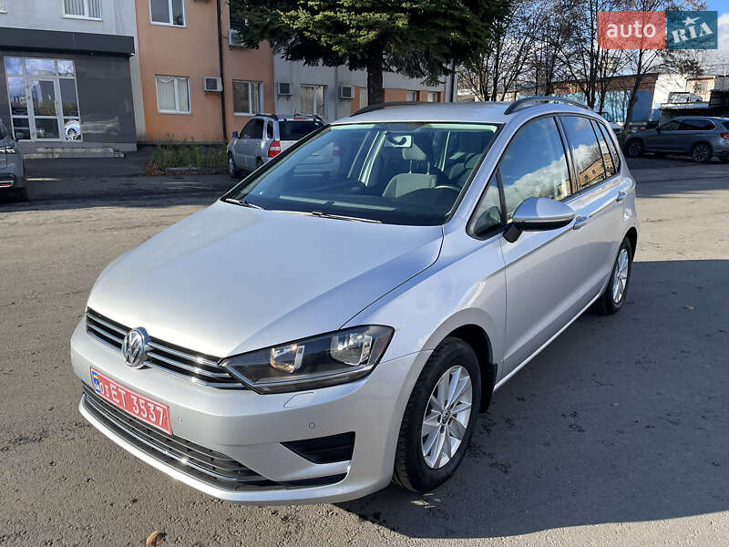 Хэтчбек Volkswagen Golf 2015 в Ровно Хэтчбек Volkswagen Golf 2015 в Ровно