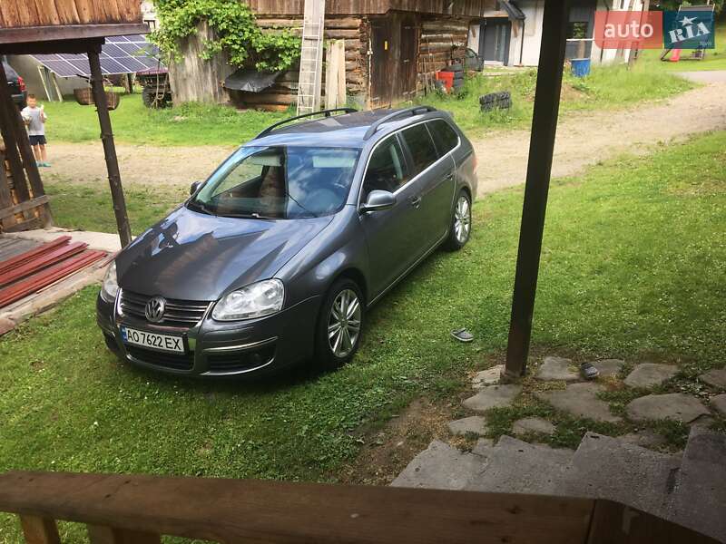 Універсал Volkswagen Golf 2008 в Хусті