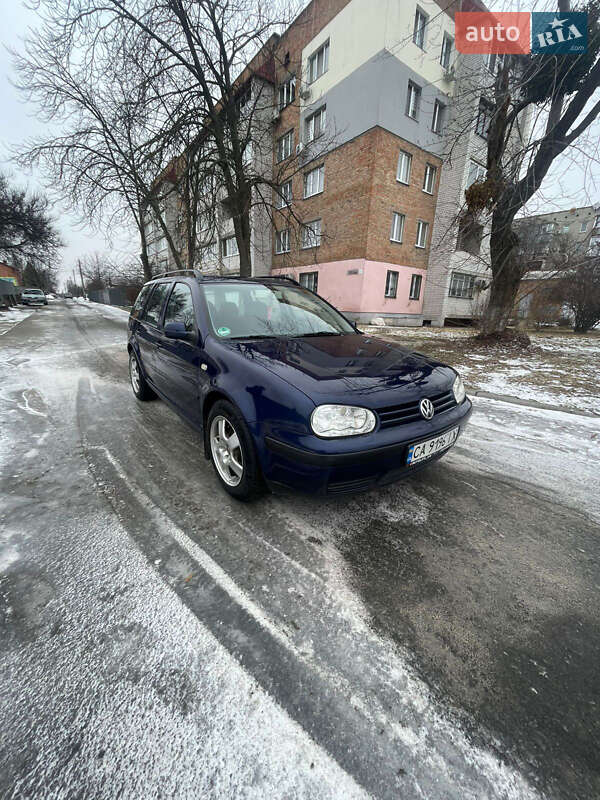 Универсал Volkswagen Golf 2000 в Черкассах