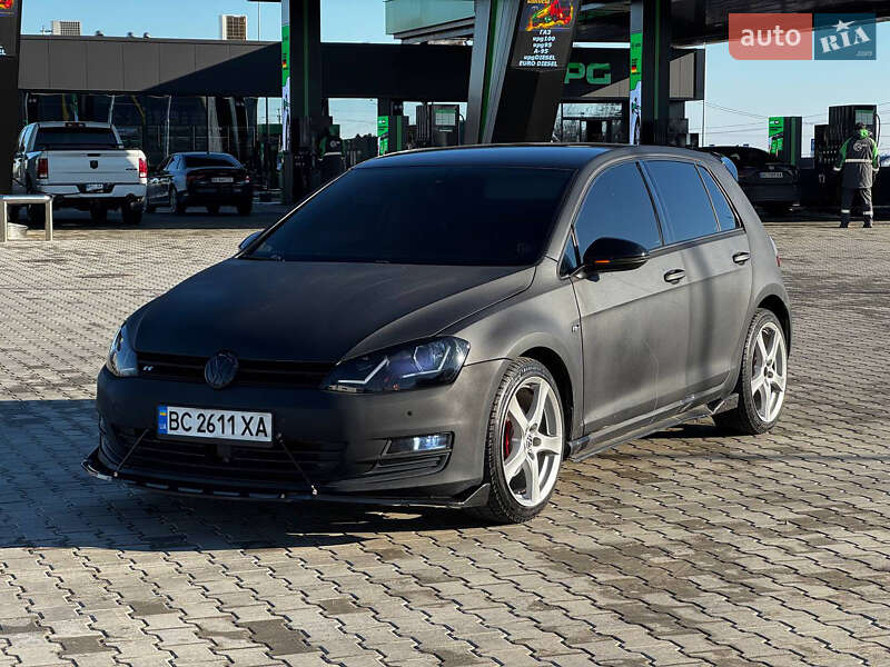 Хэтчбек Volkswagen Golf 2013 в Львове Хэтчбек Volkswagen Golf 2013 в Львове