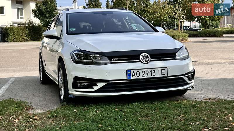 Универсал Volkswagen Golf 2017 в Межгорье Универсал Volkswagen Golf 2017 в Межгорье