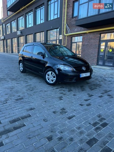 Хэтчбек Volkswagen Golf 2005 в Полтаве Хэтчбек Volkswagen Golf 2005 в Полтаве