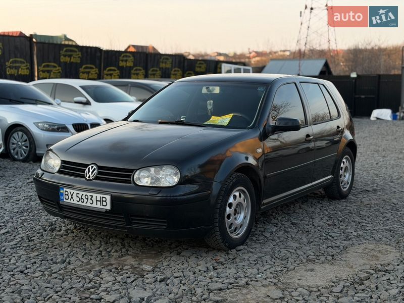 Хэтчбек Volkswagen Golf 2000 в Хмельницком