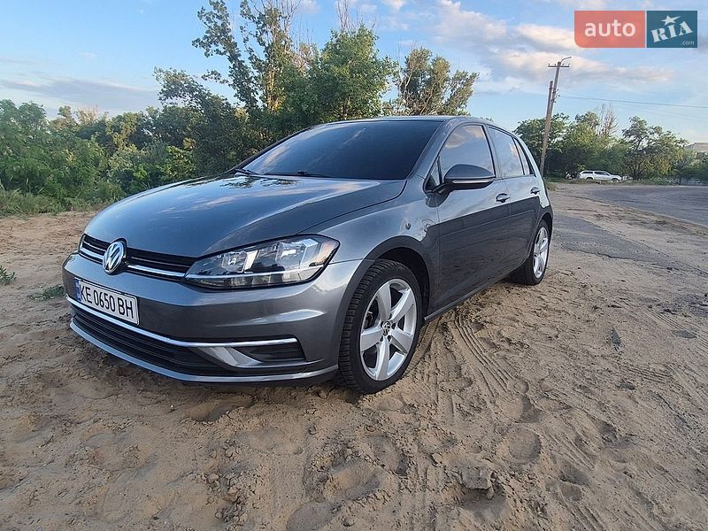 Хэтчбек Volkswagen Golf 2020 в Днепре