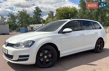 Универсал Volkswagen Golf 2015 в Ахтырке