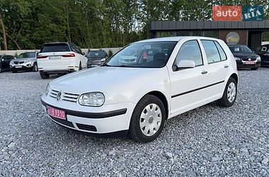 Хетчбек Volkswagen Golf 2002 в Шепетівці Хетчбек Volkswagen Golf 2002 в Шепетівці