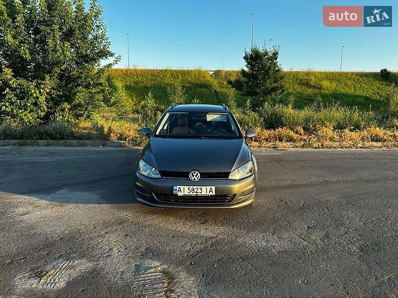 Универсал Volkswagen Golf 2015 в Белой Церкви
