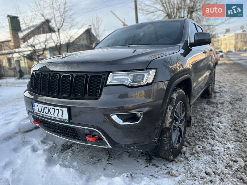 Внедорожник / Кроссовер Jeep Grand Cherokee 2019 в Виннице