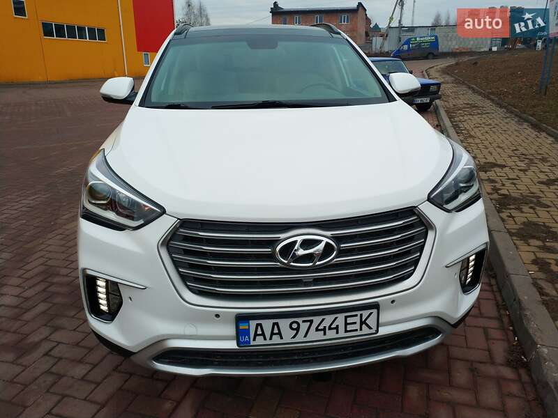 Внедорожник / Кроссовер Hyundai Grand Santa Fe 2016 в Хмельницком Внедорожник / Кроссовер Hyundai Grand Santa Fe 2016 в Хмельницком