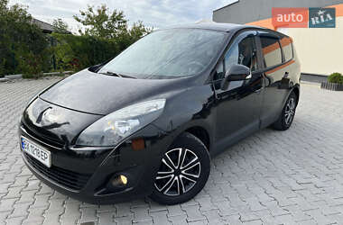 Минивэн Renault Grand Scenic 2010 в Новой Ушице