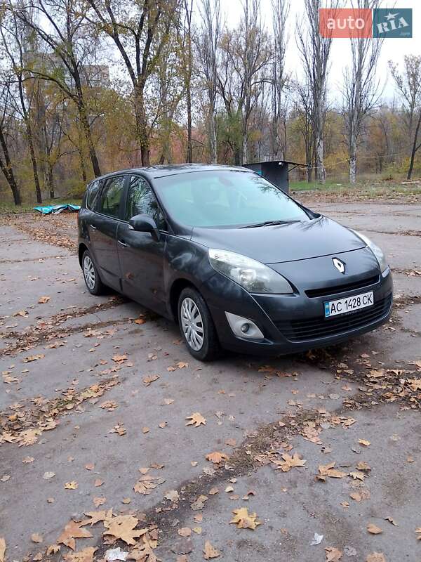 Минивэн Renault Grand Scenic 2010 в Запорожье