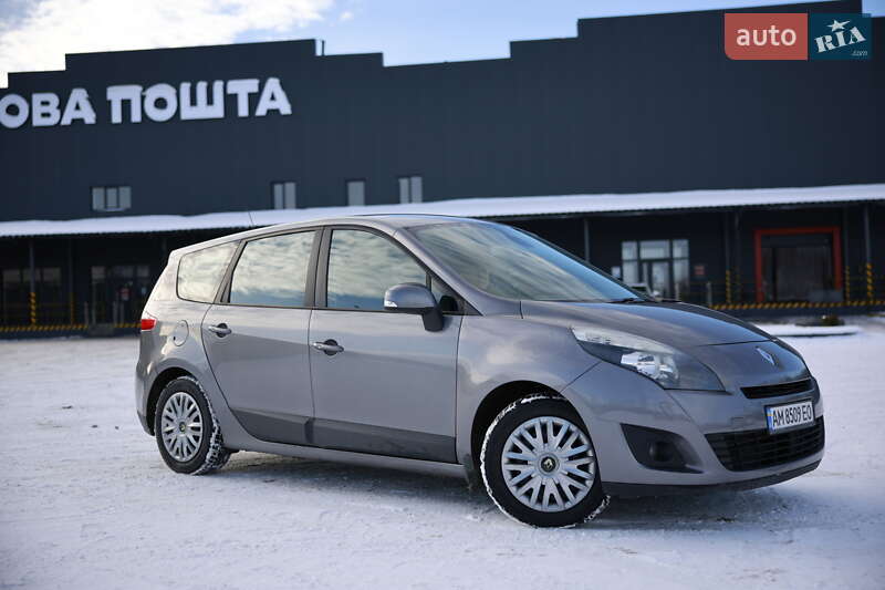Мінівен Renault Grand Scenic 2010 в Житомирі
