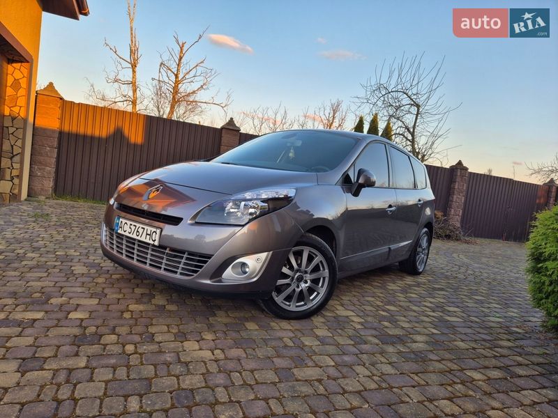 Минивэн Renault Grand Scenic 2011 в Луцке