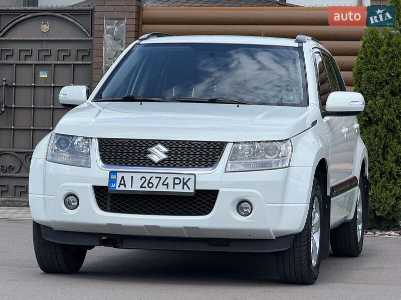 Внедорожник / Кроссовер Suzuki Grand Vitara 2010 в Киеве