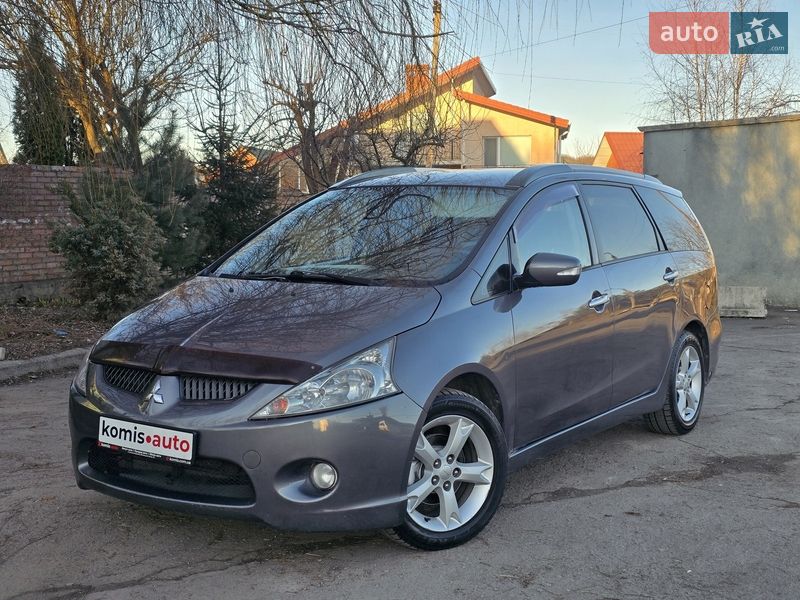 Минивэн Mitsubishi Grandis 2007 в Хмельницком