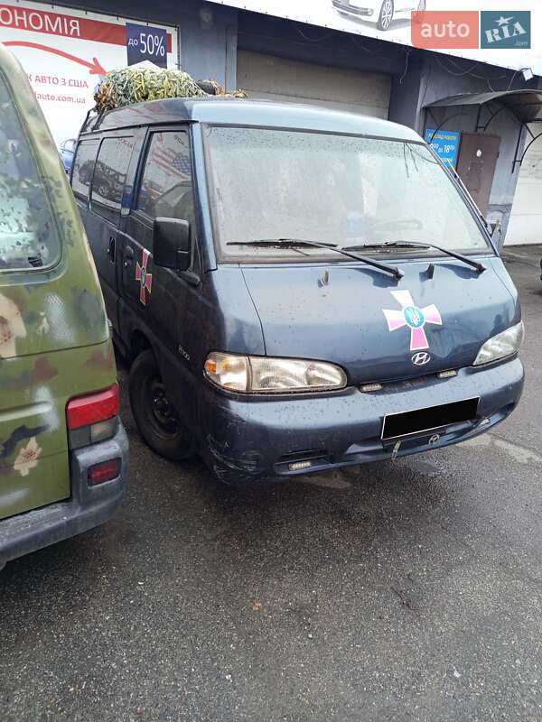Минивэн Hyundai H 100 1998 в Киеве