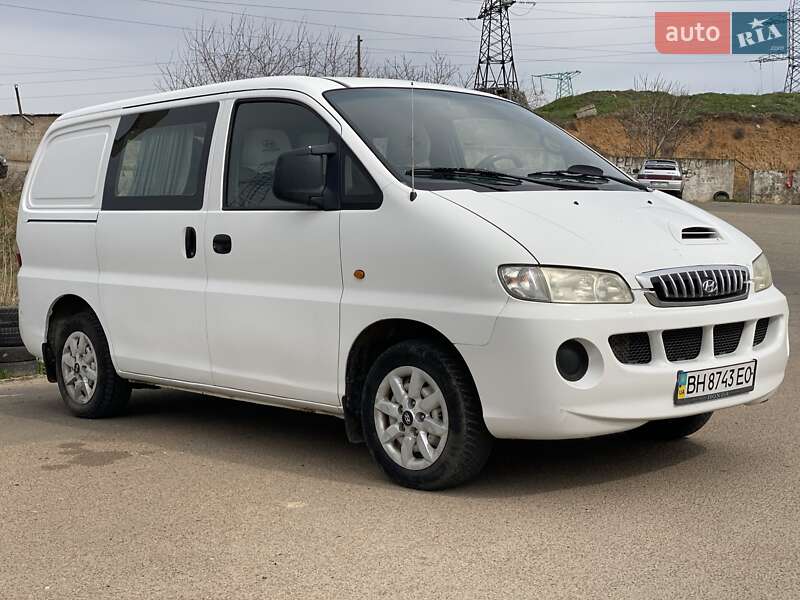 Минивэн Hyundai H-1 2006 в Одессе